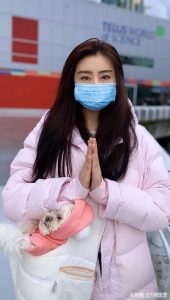 武汉加油！王祖贤53岁生日当天，号召粉丝吃素为同胞祈福