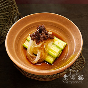 鸡油菌酱蒸八角丝瓜